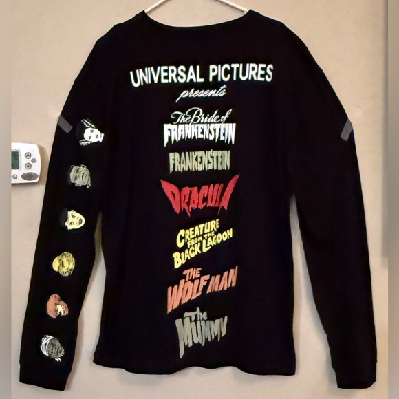 Cakeworthy Universal Monsters Long Sleeve Shirt, Size 4xl - Picture 5 of 11